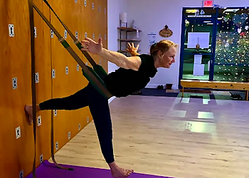 SoulBody Yoga at Simi Town - Simi Valley, CA Yoga Studios - Training Image