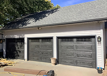 Spark Garage Door Repair Santa Clarita Spark Garage Door Repair Santa Clarita - Santa Clarita, CA Garage Door Repair - Project Image