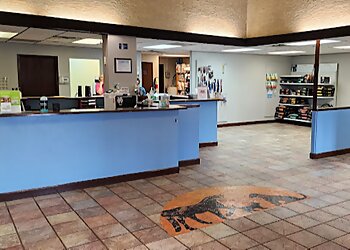 Aurora Veterinary Clinics Special Friends Veterinary Clinic & Grooming