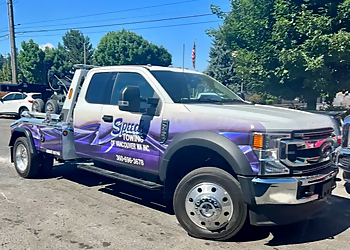Speeds Towing of Vancouver Vancouver Towing Companies image 1