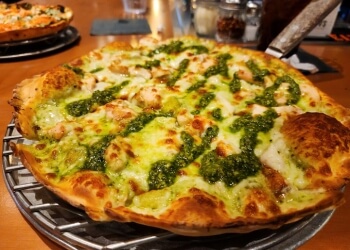 Spinato's Pizzeria and Family Kitchen Tempe Pizza Places