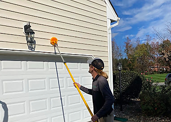 Spire Pest Control - Chesapeake, VA Pest Control Companies - Field Work Image