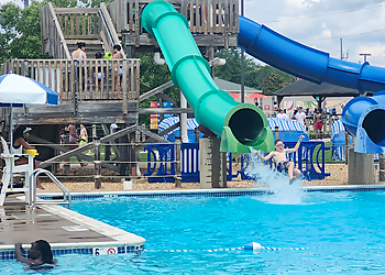 Alexandria Amusement Parks SplashDown Waterpark