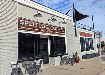 Splitlog Coffee Company - Kansas City, KS Cafe - Restaurant Exterior Image