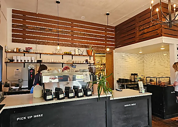 Splitlog Coffee Company - Kansas City, KS Cafe - Restaurant Interior Image