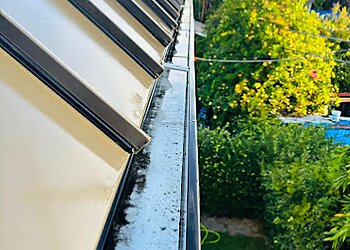 Los Angeles Gutter Cleaners Spotless Rain Gutter Cleaning