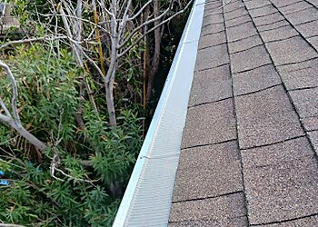 Los Angeles Gutter Cleaners Spotless Rain Gutter Cleaning