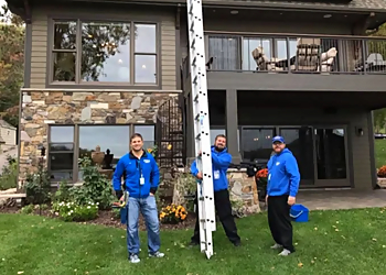 Milwaukee Window Cleaners Squeegee Squad
