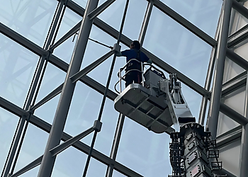 Norfolk Window Cleaners Squeegee Squad