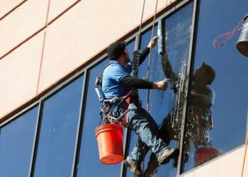 Tulsa Window Cleaners Squeegee Squad
