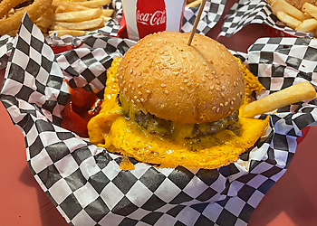 Squeeze Burger - Roseville, CA Food Trucks - Food Image