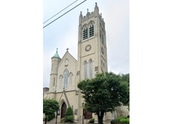 3 Best Churches in Louisville, KY - Expert Recommendations