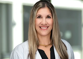 Stacie Fessette , DPM Stacie Fessette , DPM - Tampa, FL Podiatrists - Doctor Portrait Image