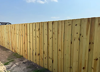 Stand Strong Fencing of Brownsville - Brownsville, TX Fencing Contractors - Installation Service Image