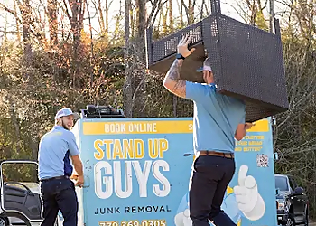 Stand Up Guys Junk Removal - Clearwater, FL Junk Removal - Team Working Image