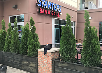 Detroit Sports Bars Starter's Bar and Grill