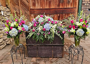 Stems Floral & More - Rockford, IL Florists - Floral Arrangement Image