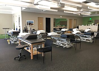 Huntington Beach Physical Therapists Stephan Yang, PT, DPT, CAFS, C-PS, GTS, MFDC, PPSC - CALIFORNIA REHABILITATION AND SPORTS THERAPY