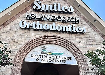 McKinney Orthodontists Stephanie Crise, DDS - SMILES HOLLYWOOD ORTHODONTICS