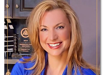 Stephanie Crise, DDS - SMILES HOLLYWOOD ORTHODONTICS McKinney Orthodontists image 1