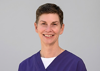 Stephanie Gold, MD - Arlington, TX Pediatricians - Doctor Portrait Image