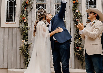 McAllen Wedding Photographers  Stephanie Rios Photography LLC