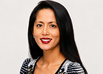 Stephanie S. Huang, MD - Santa Rosa, CA Ent Doctors - Doctor Portrait Image