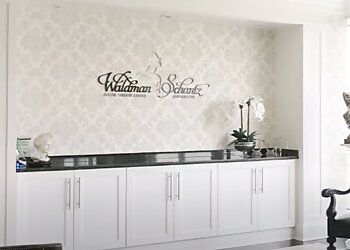 Lexington Plastic Surgeon Stephen A. Schantz, MD - WALDMAN SCHANTZ TURNER PLASTIC SURGERY CENTER