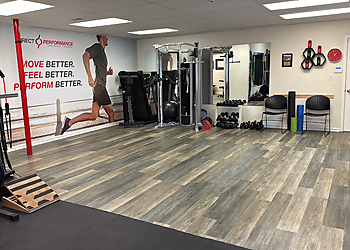 Stephen McKenzie, DPT, Cert. MDT, SFMA - DIRECT PERFORMANCE PHYSICAL THERAPY - Virginia Beach, VA Physical Therapists - Clinic Interior Image