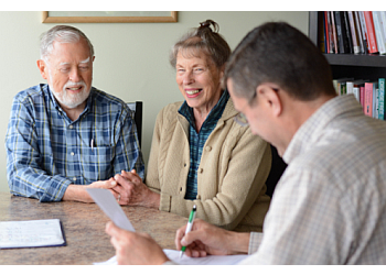 Stephen Nitz, MD - Rockford, IL Primary Care Physicians - Doctor With Patient Image