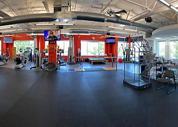 Glendale Physical Therapists Steven Esquer, PT, DPT, FAFS, CAFS - SPOONER GLENDALE