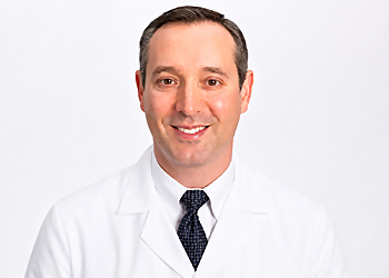 Steven Francescone, MD - Yonkers, NY Cardiologists - Doctor Portrait Image