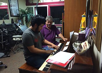 St Petersburg Music Schools Stevie's Music Makers