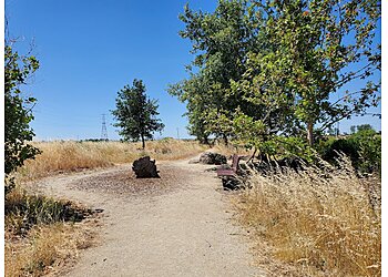 Elk Grove Hiking Trails Stone Lakes National Wildlife Refuge