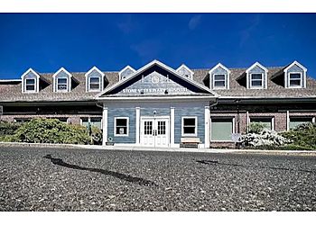 Stone Veterinary Hospital Stone Veterinary Hospital - Waterbury, CT Veterinary Clinics - Clinic Exterior Image