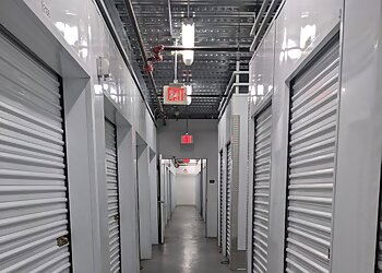 Los Angeles Storage Units StorQuest Self Storage