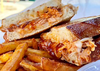 Riverside Food Trucks Street Foods Co.