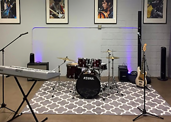 Phoenix Music Schools Strum University