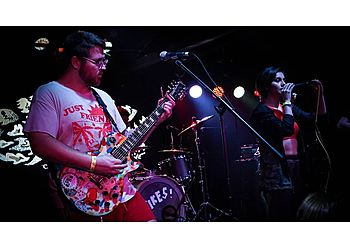 Fresno Night Clubs Strummers