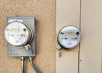 Fullerton Electricians SuengLEE Electric Inc.