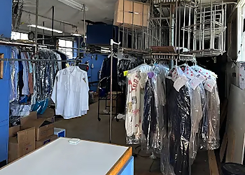 Summit Drive-In Cleaners Inc - New Haven, CT Dry Cleaners - Business Interior Image