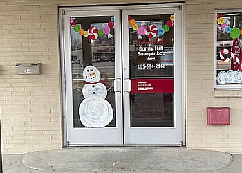 Knoxville Insurance Agents Sunny Snoeyenbos - STATE FARM INSURANCE AGENT