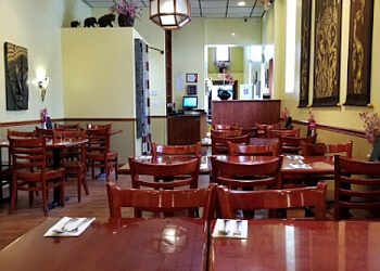 3 Best Thai Restaurants in St Paul, MN - Expert Recommendations