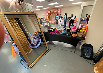 SuperMario Fun Fotos - Laredo, TX Photo Booth Companies - Business Presentation Image