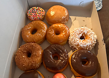Super Star Donuts Fontana Donut Shops image 1