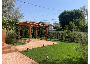 Los Angeles lawn care service Supergreen Landscape