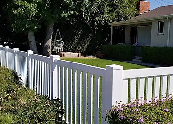 Anaheim Fencing Contractors Superior Fence, Inc.