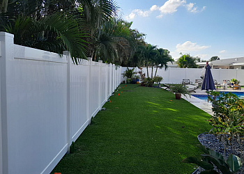 Fort Lauderdale fencing contractor Superior Fence & Rail