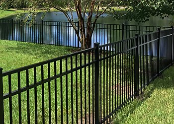 Minneapolis Fencing Contractors Superior Fence & Rail