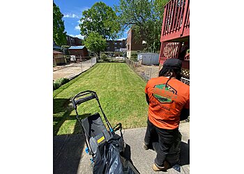 SuperiorTouchLawnCare Philadelphia Lawn Care Services image 1